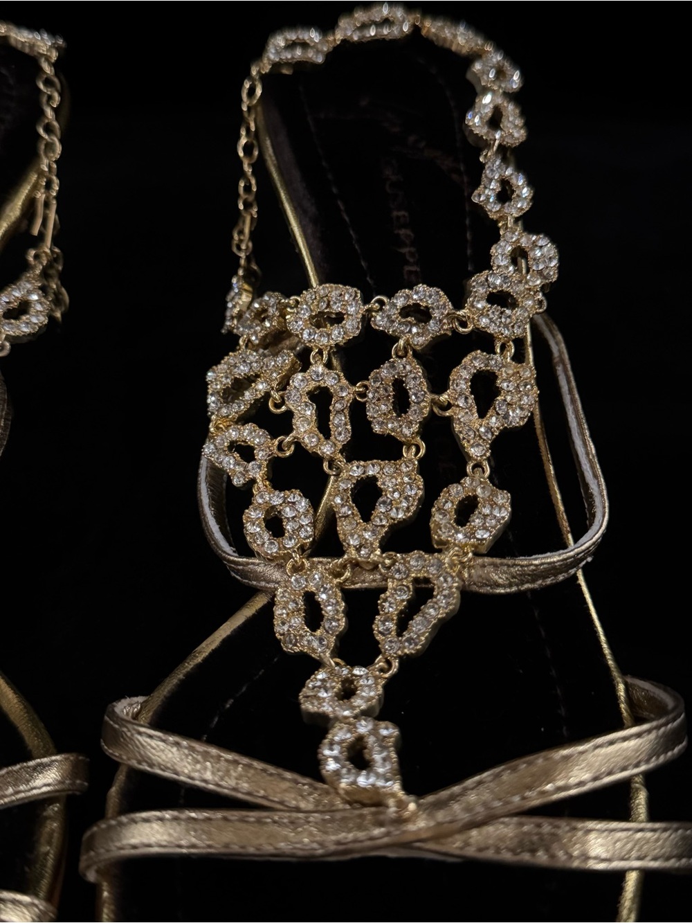Giuseppe Zanotti Gold Swarovski Crystal Embellished T-Strap Sandals - Picture 7 of 8